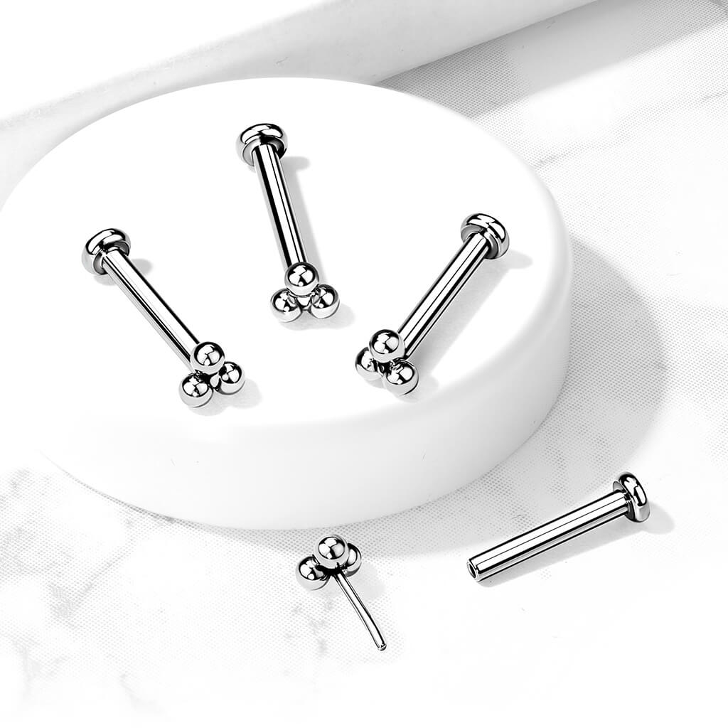 Titanio Triángulo Bola Plata Push In Labret