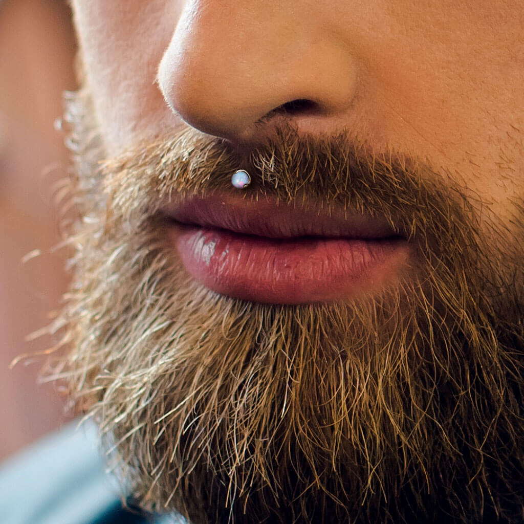 Labret Opal Internally Threaded